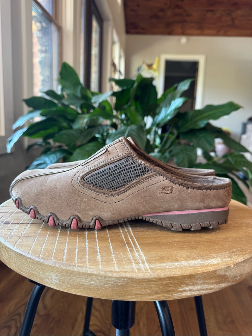 Skechers Women's Brown Slip-On Mule with Pink Trim
